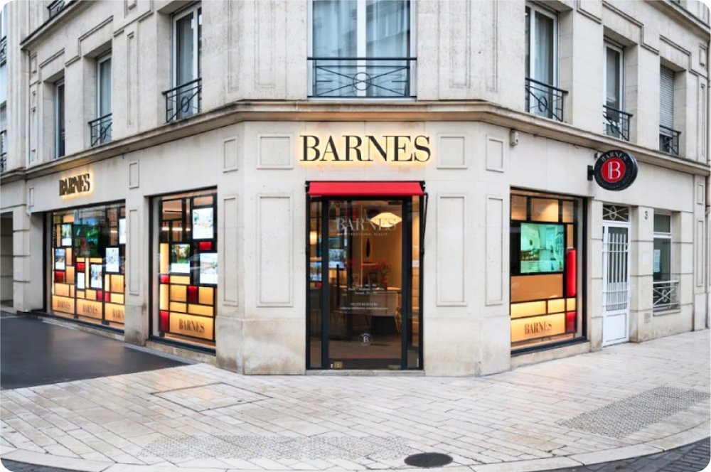 Fachada de una oficina BARNES en Europa